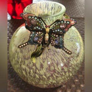 Jay Strongwater Butterfly 🦋 Vase